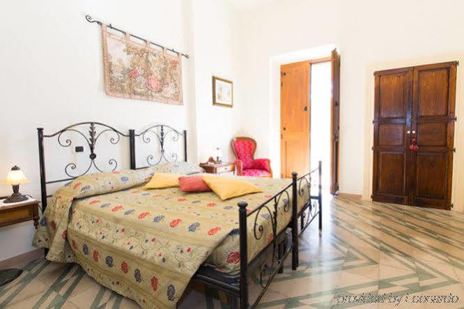 Masseria Cesarina B&B Кастеллана-Гротте Экстерьер фото